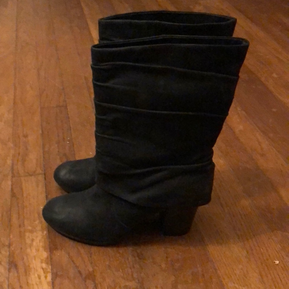 Vince Camuto black heeled boots